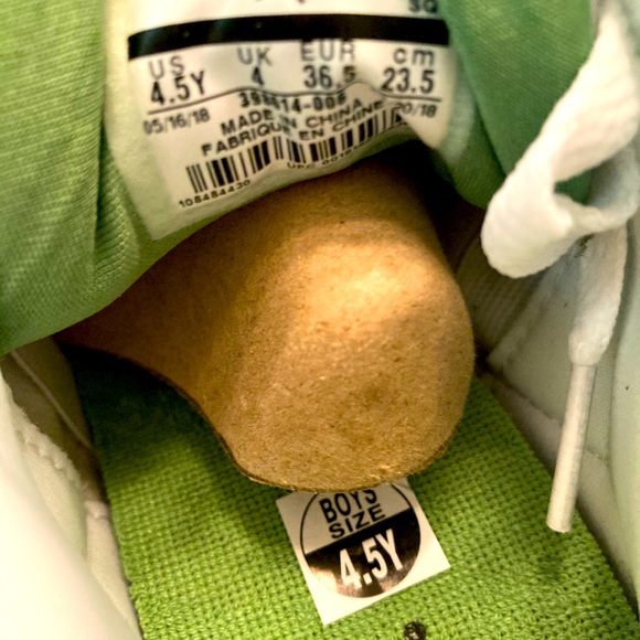 Jordan retro chlorophyll - Picture 2 of 3